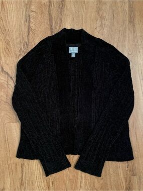 NWOT Rabbit Designs Chenille Shrug